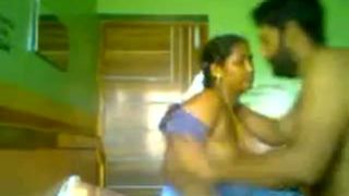 मल्लू पत्नी शलूस ने कैम सेक्स एमएमएस वीडियो छिपाया