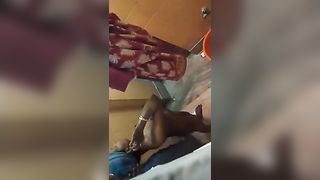 सेक्सी देसी मौसी की नहाती हुई वीडियो