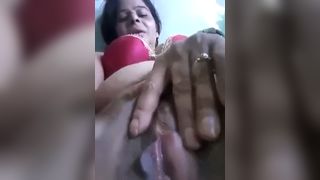 परिपक्व देसी चाची कट्टर हस्तमैथुन सेक्स वीडियो
