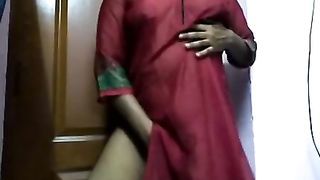 तमिल सेक्स वीडियो मौसी सलवार पर उजागर