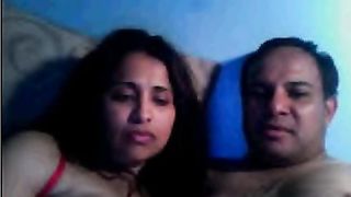 हिंदी सेक्स वीडियो पक्की दोस्त के साथ परिपक्व चाची