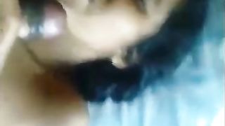 मल्लू चाची blowjob देसी गृहिणी का वीडियो।