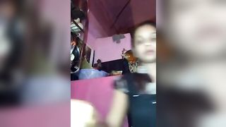 भारतीय सेक्स वीडियो की लड़की उसके स्तन मालिश