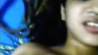भारतीय कॉलेज लड़की स्तन चूसना वीडियो