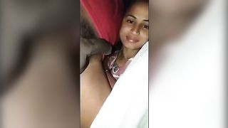 Odia सेक्स वीडियो की एक शादीशुदा महिला अकेला