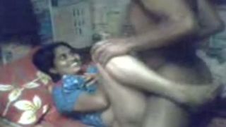मलयालम गांव भाभी सेक्स प्रेमी के साथ