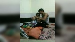 भारतीय अश्लील लड़की के साथ घर सेक्स चचेरे भाई