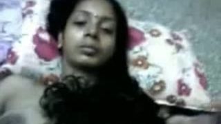 प्यारी चुत चाटना भारतीय सुंदर लड़की
