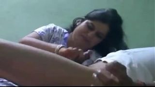 मुंबई भाभी कामुक, धोखा, सेक्स एमएमएस लीक