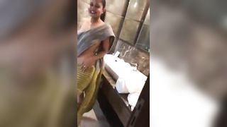 बॉलीवुड, सेक्सी एमएमएस दिखा स्तन और पैर में होटल के कमरे