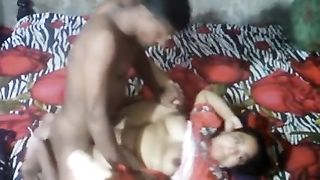 भारतीय सेक्स एमएमएस वीडियो का एक देसी औरत है ।