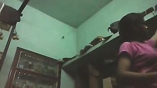 भारतीय सेक्स वीडियो की एक लड़की