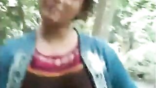 पंजाबी सेक्स वीडियो किशोर लड़की के घर के बाहर मज़ा