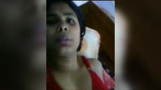 भारतीय गांव सेक्स वीडियो, बड़े स्तन भाभी लाल ब्रा में