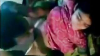 भारतीय देसी mms कांड तीव्र की मासूम लड़की