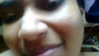 सेक्सी कैम पर सेक्सी भारतीय भाभी प्रेमी द्वारा गड़बड़