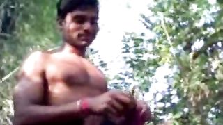 देसी गांव लड़की गड़बड़ द्वारा स्थानीय लड़के के साथ ऑडियो पूरा 20min वीडियो