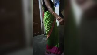 साडीवाली देसी भाभी की चुदाई का वीडियो बनाया पति ने