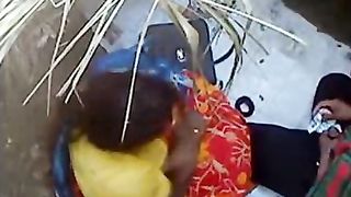 तमिल महिला चाचा गर्म एमएमएस क्लिप द्वारा कुत्ते शैली गड़बड़ हो रही है