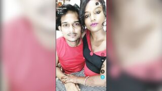 लाइव इंडियन कपल सेक्स वीडियो टेंगो एप्प पर