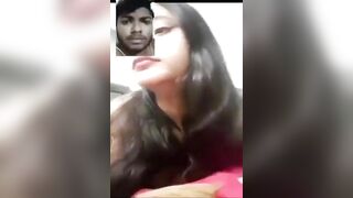 सेक्सी बांग्लादेशी लड़की के साथ वीडियो कॉल में लाइव सेक्स