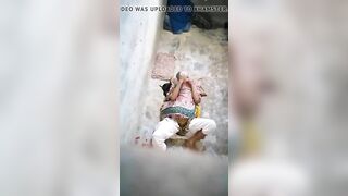 पाकिस्तानी लड़की सायरा को अपने आशिक से चुदते हुए चुपचाप फिल्माया