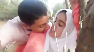 खूबसूरत पाकिस्तानी कजिन सिस्टर को खुले में चोदता भाई