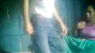 परिपक्व मणिपुरी भाभी होम सेक्स वीडियो