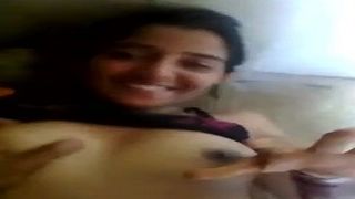 हैदराबादी छोटे स्तन भाभी देवर द्वारा गड़बड़ हो रही है