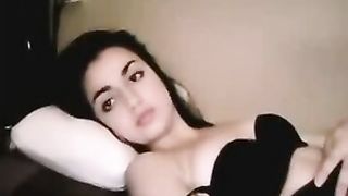 भारतीय सेक्स एमएमएस की खूबसूरत लड़की हस्तमैथुन कैम के सामने मांग पर