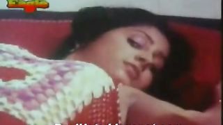 हॉट सेक्सी कट्टर भारतीय महिलाओं में सेक्स कर बिस्तर Mallu masal